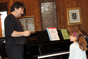 Dr. Silva discusses Anna Luisa's fine performance of Burgmuller's Arabesque.